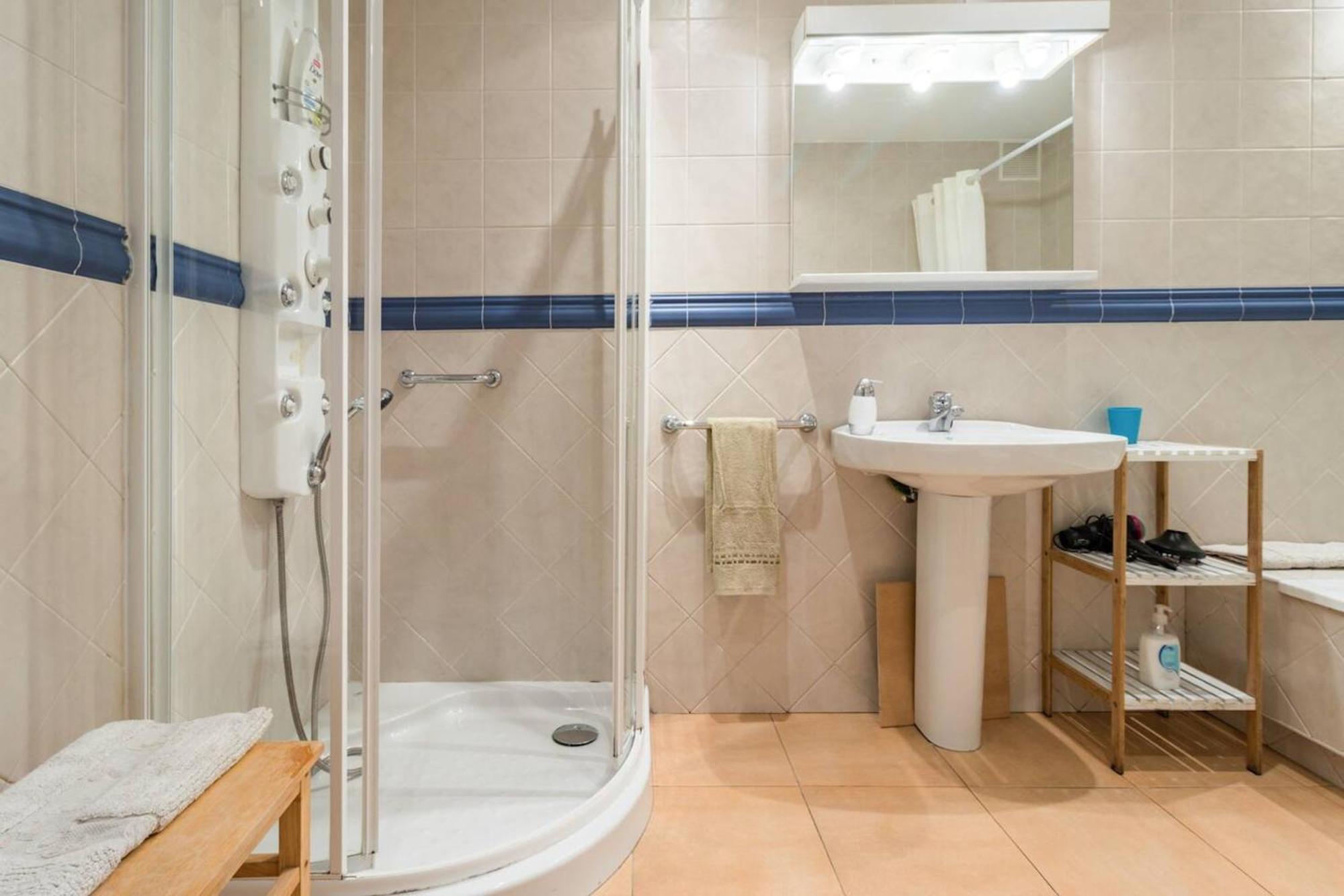Spacious House With Sea View In Liencres + Jacuzzi Buitenkant foto